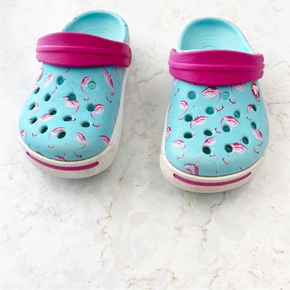 Flamingo Crocs 🦩 - Picture 2 of 5